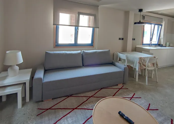 - Recep H Isabel Cudillero